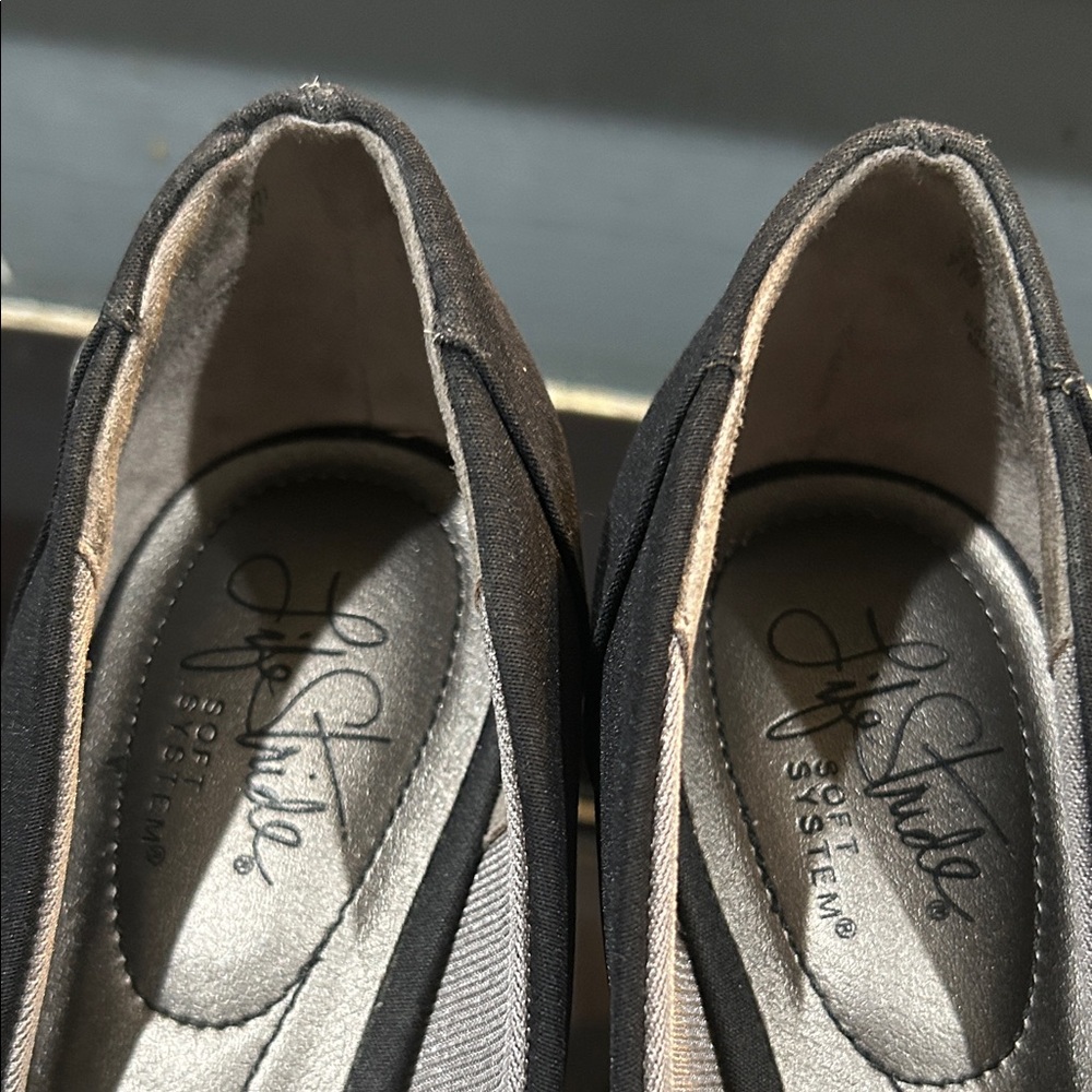 Life Stride Black Heels